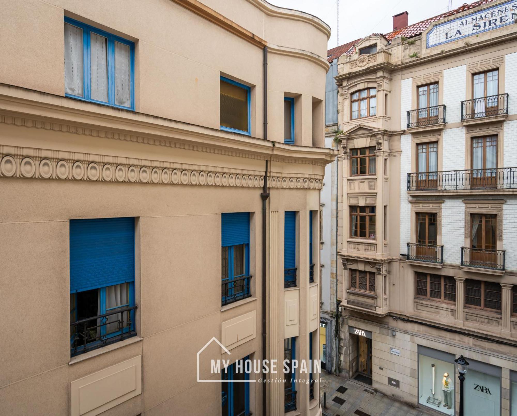 Apartamentos Moros 41 Gijon Bagian luar foto